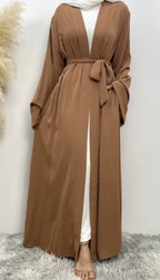 Abaya Amira – Élégance et légèreté au quotidien