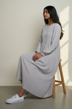 Abaya Sabr – Élégance et douceur au quotidien